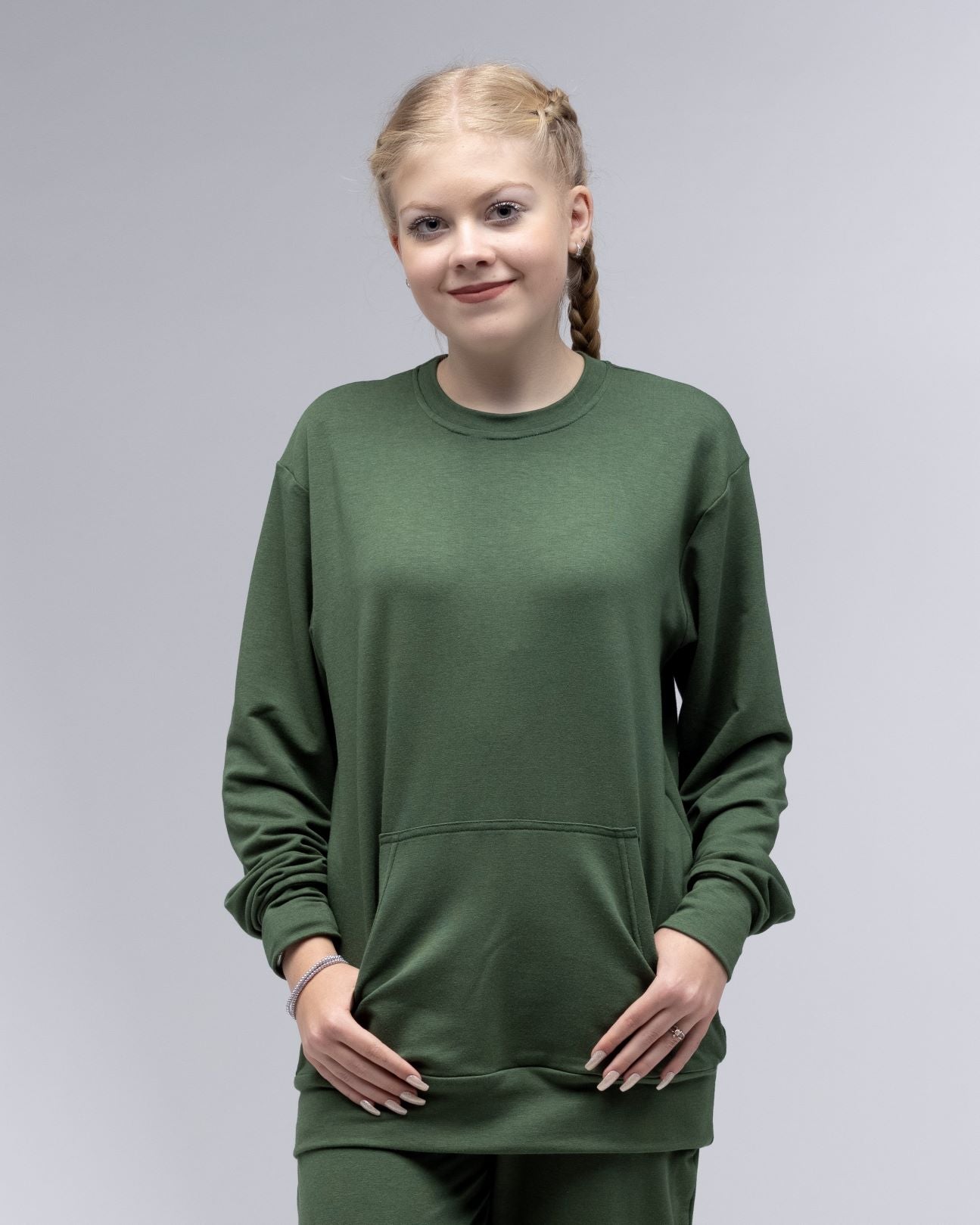 Crew neck sweatshirt outlet with pocket